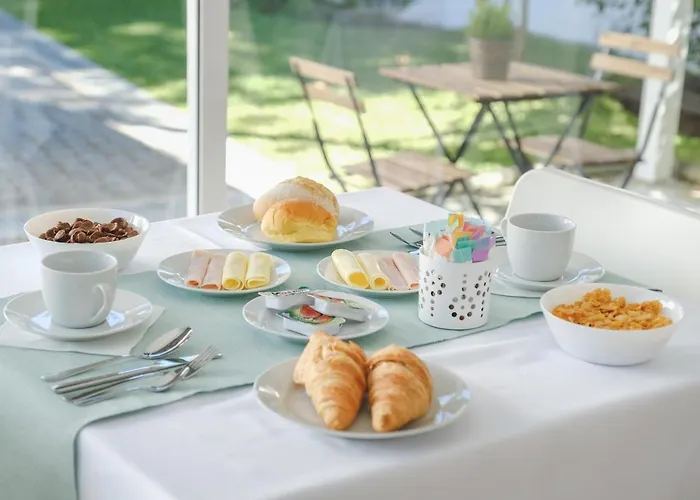 4u Vi Airport * Lisbon