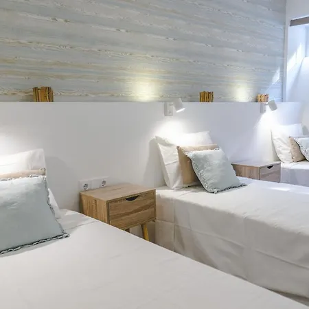 4u Vi Airport בית הארחה ליסבון