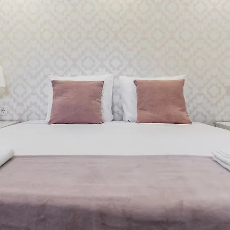 4u Vi Airport בית הארחה