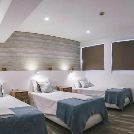 בית הארחה 4u Vi Airport ליסבון